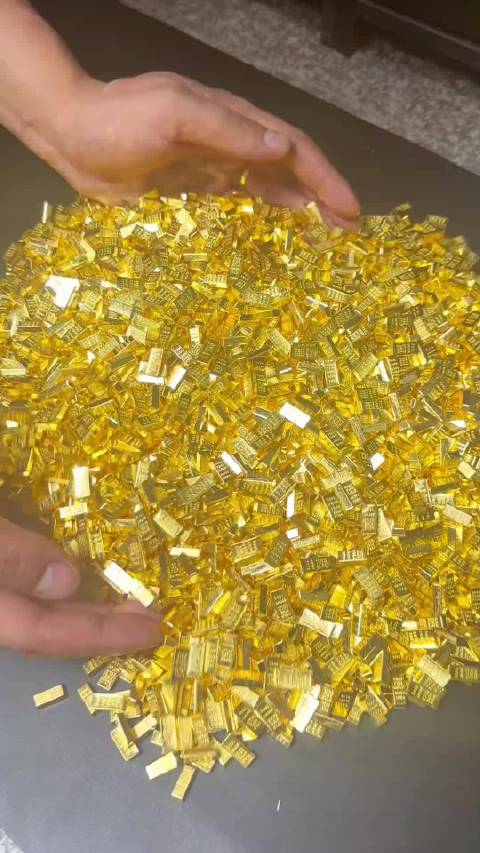 金价波动引投资者关注，理财经理日答20次黄金咨询