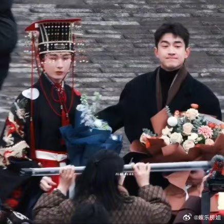 成毅林更新杀青相拥，《两京十五日》高燃收官引全网期待！