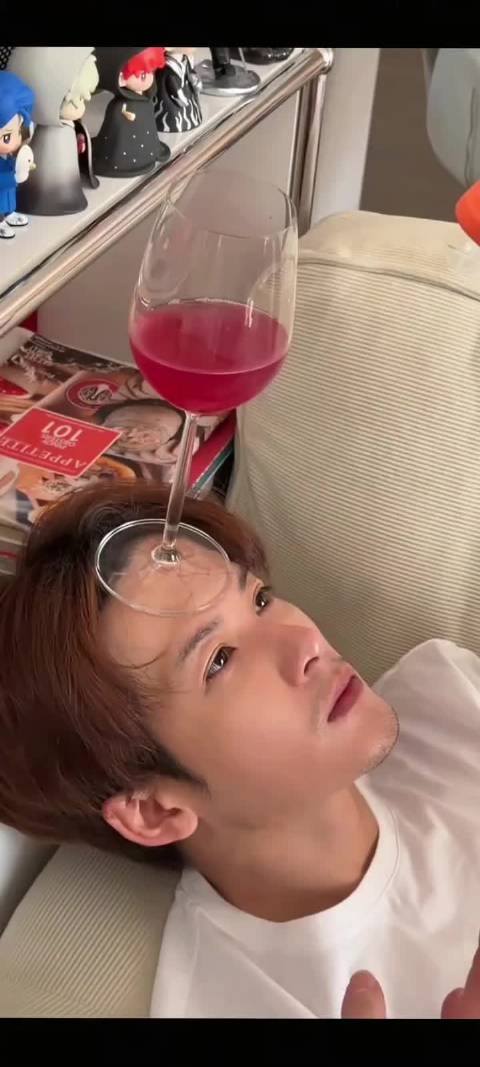 一百年内没人看懂檀健次在干嘛 檀健次放生檀小呆珍贵... （cr小拾檀记）