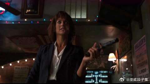 没有战甲的钢铁侠依然很牛，用智慧干掉变异人