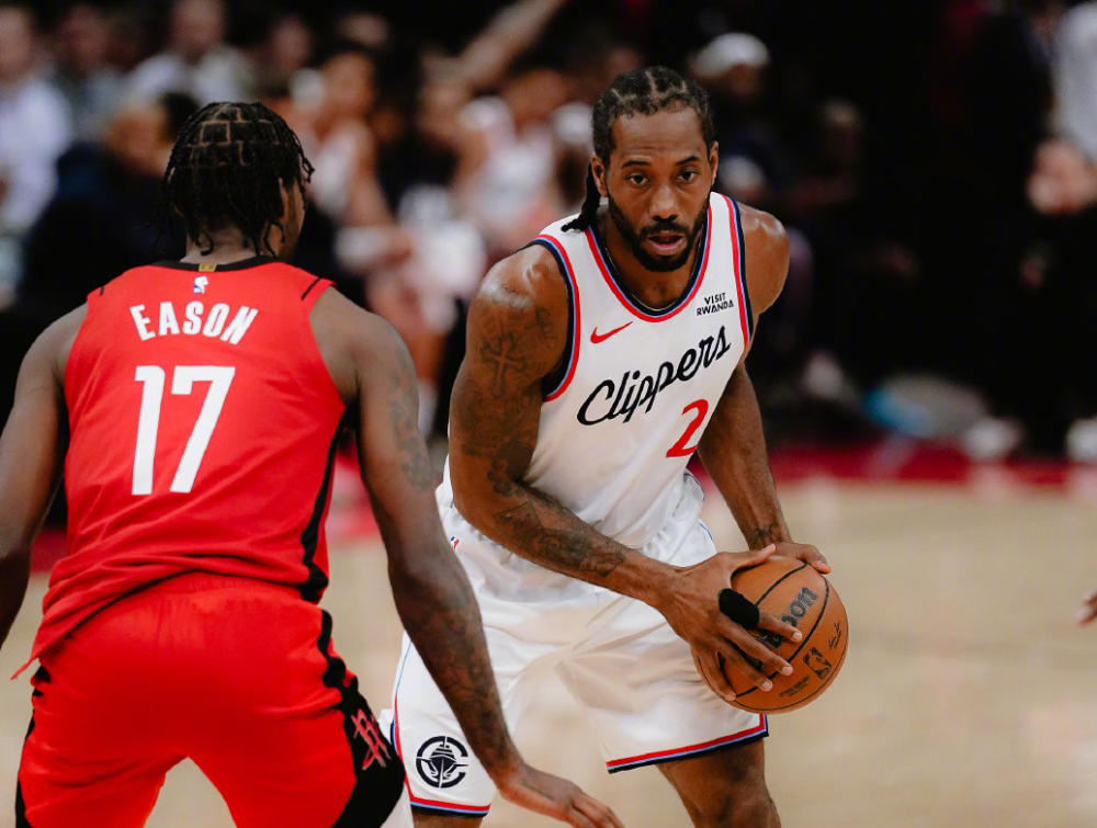 伦纳德24+8，快船惜败火箭！杜兰特迎里程碑，火箭赢球却暴露短板