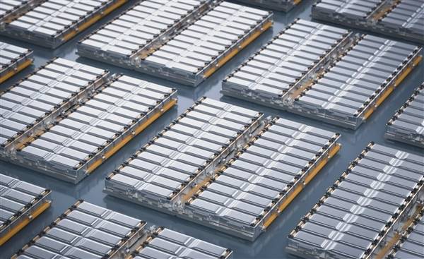 不起火、不怕冷的电池真要来了!我国车用固态电池第1部分国标拟于7月发布