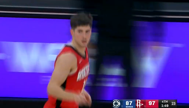 杀死比赛！谢泼德三分命中，目前10中6、三分6中4得到16分