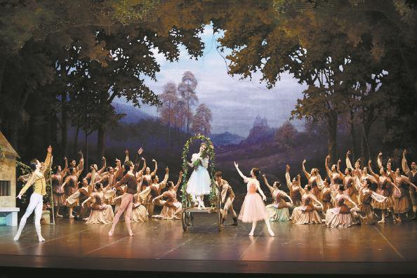 金马踏春  艺满申城