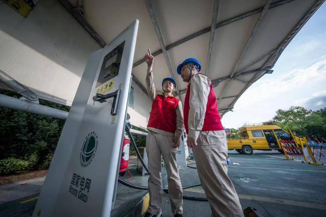 新春畅行江苏，新能源车如何实现“充电无忧”？