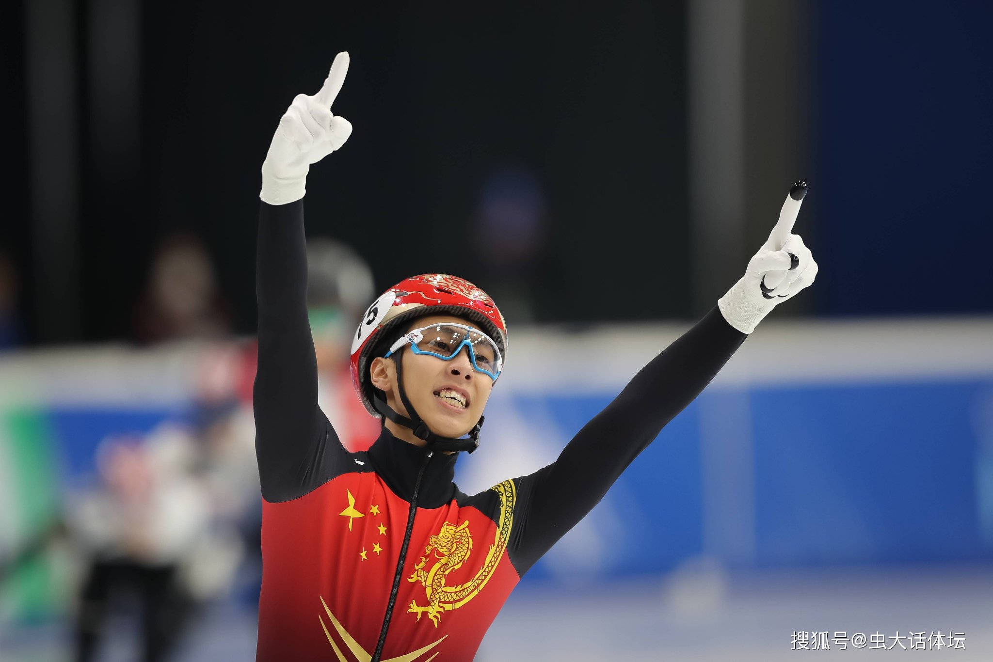 米兰冬奥会短道速滑混合团体接力决赛!意大利主场登顶!中国队失误获第四_张楚桐_刘少昂