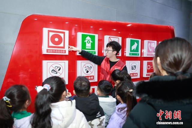 引导式学习。 刘小红 摄