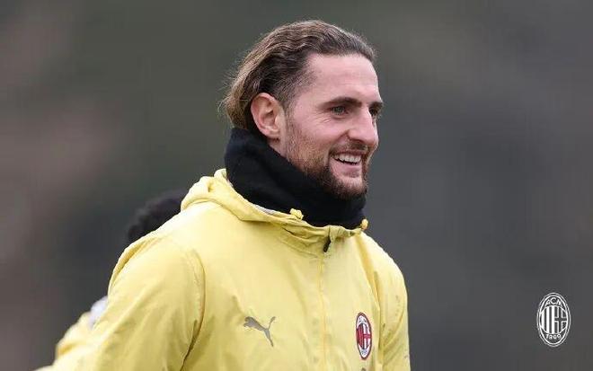 安布罗西尼 皮尔洛告诉我他真的很强