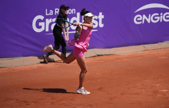 王欣瑜0-2不敌莱巴金娜，止步WTA500斯特拉斯堡次轮