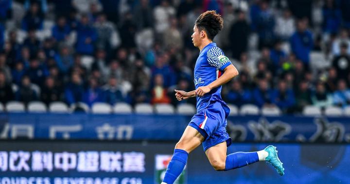 申花创下亚冠最快送点纪录！国足后卫复出就闯祸，新赛季或被弃用