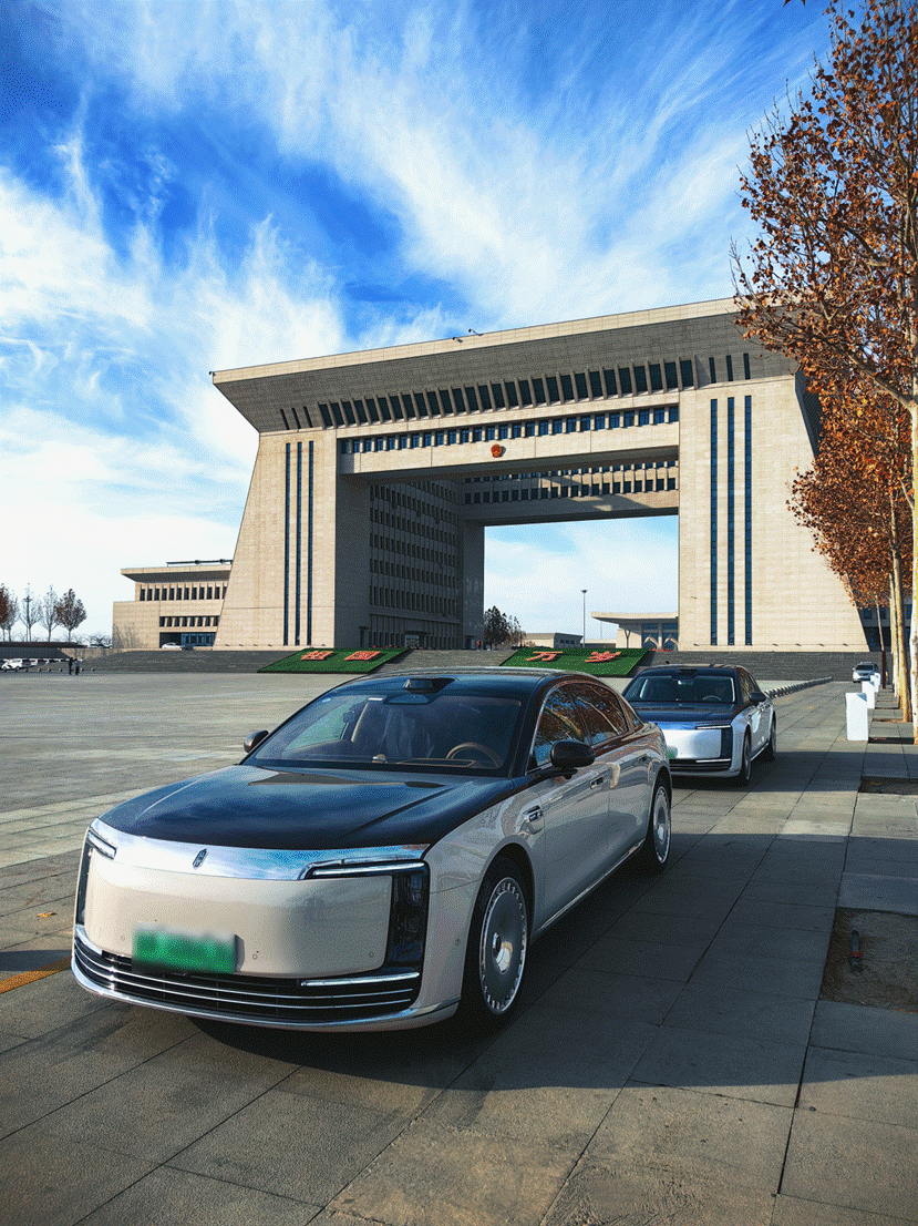 摩纳哥街头的现象级围观:解码尊界S800的科技豪华吸引力