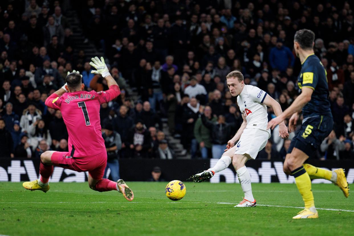 足球——英超联赛:热刺胜纽卡斯尔联