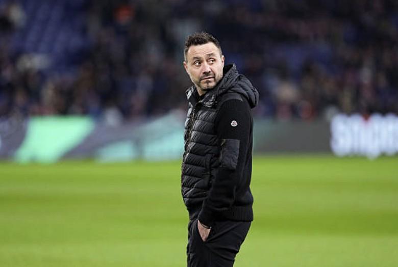 正式下课!46岁个性主帅想要回归英超,曼市双雄对他极其认可