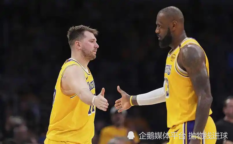 场均12+8，命中率联盟第三，湖人放弃他太可惜，东契奇和他绝配