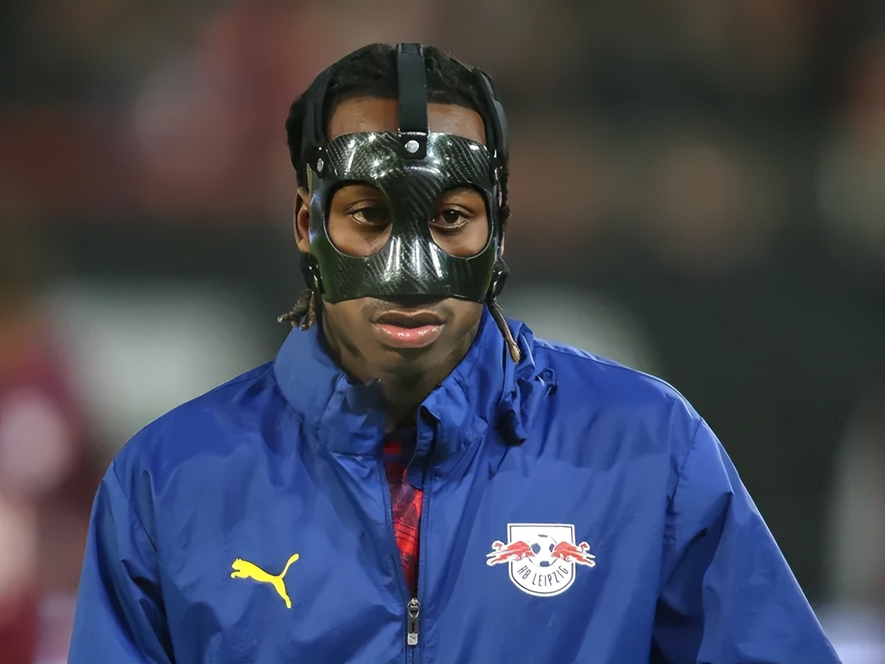 转会11:利物浦暂缓引进德甲天才边锋 曼联后防核心今夏或留队