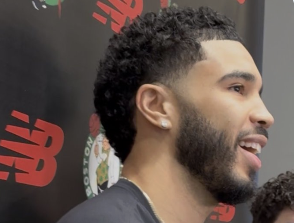 塔图姆谈布朗承担更多责任：他的发挥并不意外