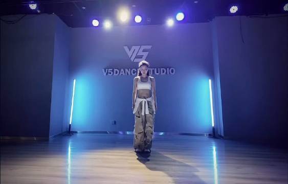 我们的过年仪式感不能少，可以梦一个露姐的vlog吗，毕竟真的很喜欢你们一家子