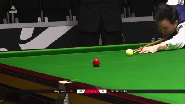 丁俊晖鏖战多回合险胜傅家俊，比分2-4