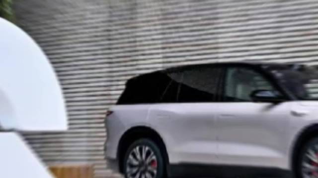 蔚来宣布召回24万余辆汽车