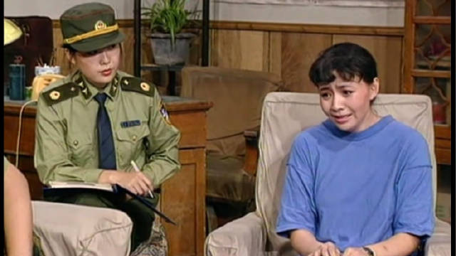 《我爱我家》宋丹丹跟警察这对话跟说相声似的，够我笑一年的！