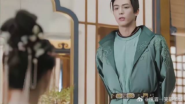 冷面王爷生气吃醋，王妃一件情侣装拿下他