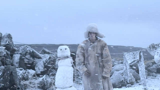 蔡徐坤Colder纪录片展现极寒美学，细节尽显用心