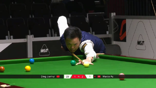 傅家俊单杆91分3-1领先丁俊晖