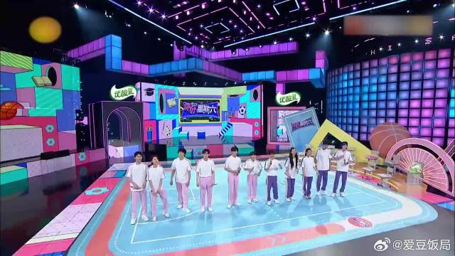 何炅刘耀文都有课间餐，还有水果桃酥，周深一脸震惊