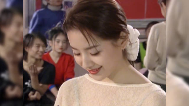 天哪好漂亮，当年军艺毕业的女演员个个貌美如花！
