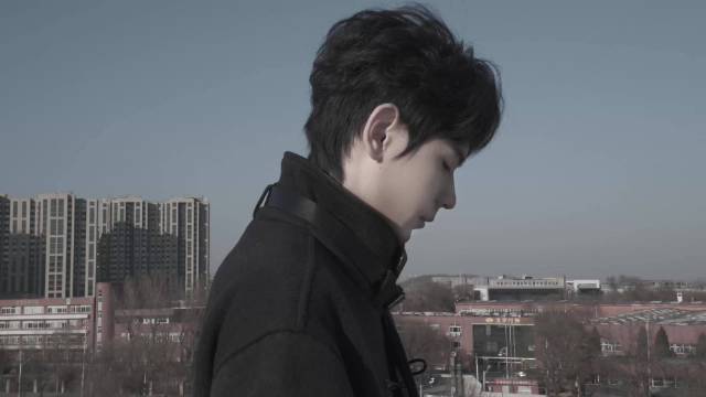 这个冬天，无畏和我们一起感受《Colder》，跨界联动太有温度了！