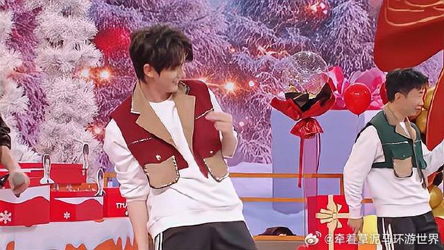 不愧是男团出身丁程鑫！这扭动的舞姿太妖娆，看呆李雪琴