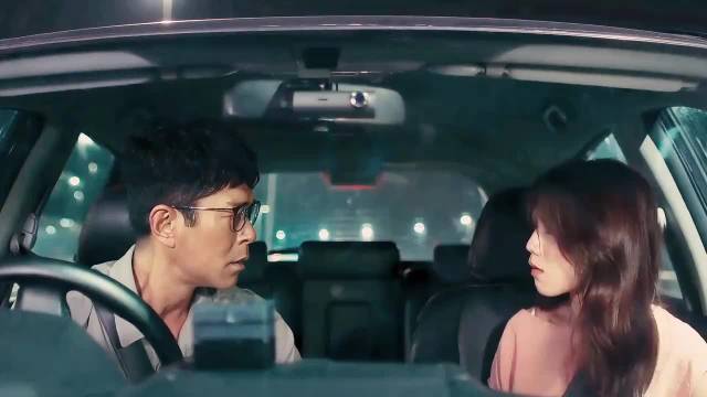 二胎妈妈跪求离婚称不随意生育是慈悲