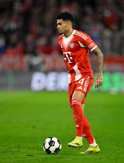 迪亚斯德甲首戴帽助拜仁5-1大胜莱比锡