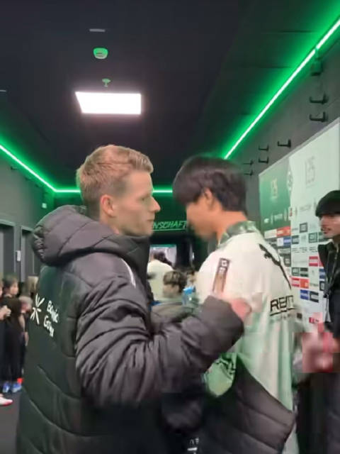 hello奥哥～～～“好久”（指一轮）不见～ 在勒沃库森一切顺利！