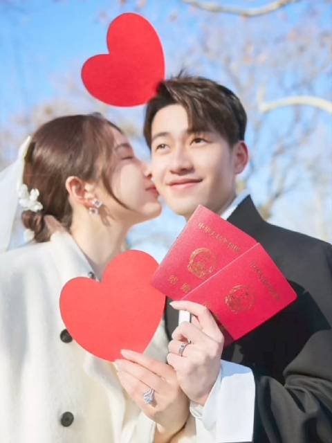 钱天一王昶的领证vlog：自此，我们组成了社会的最小单位