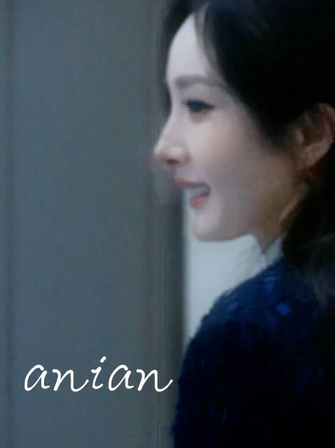 这是今天上班吧，好漂亮好漂亮啊 侧面的月牙笑 ！cr.熬熬碎碎念