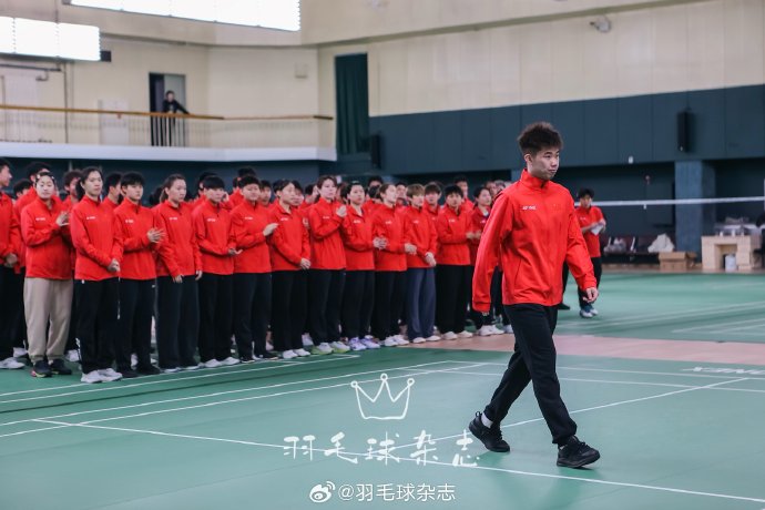 国羽8名新科世界冠军登榜