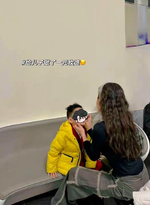 奥运冠军马龙携妻儿返乡过年，家庭温情引网友热议