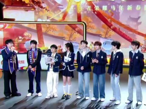 马嘉祺回应杨幂调侃，幽默反问我不老实吗