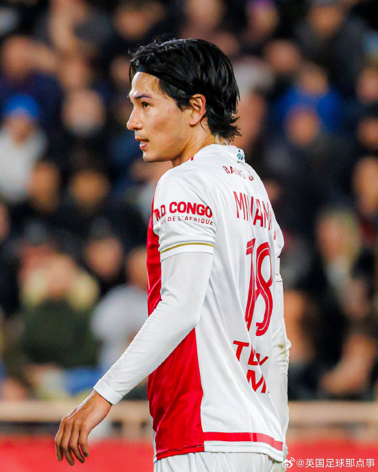 日本队核心球员南野拓实在法甲联赛中是如何受重伤的？