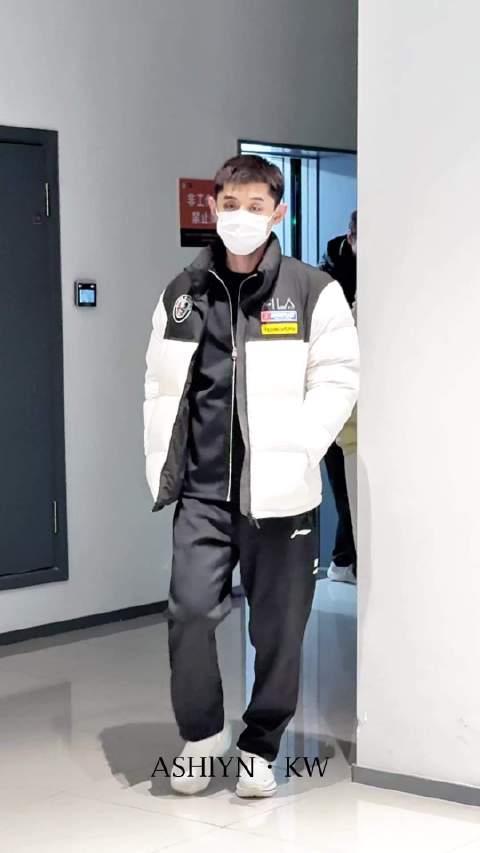 20260212｜张继科 杭州 乒乓球训练基地 中午 下班 下次见@张继科 ·