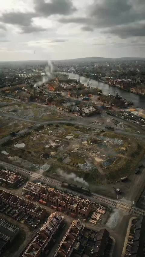 AI视频：老特拉福德的蜕变，历经战火洗礼，依然屹立