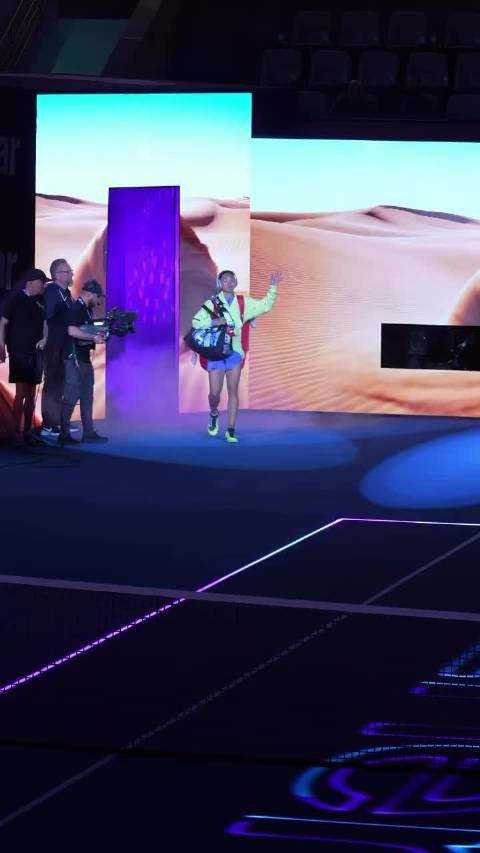 来自qteopen 官网、 tennischannel发的一些视频