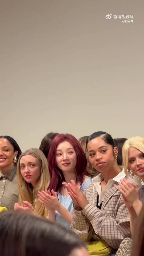 宋雨琦纽约时装周获官方镜头超2分钟特写