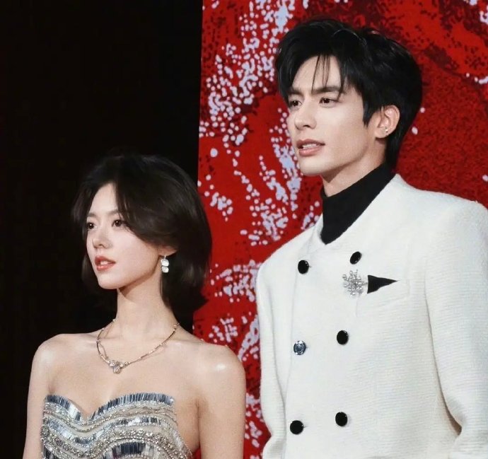 此次事件对宋威龙和赵今麦两人的公众形象及后续合作有何影响？