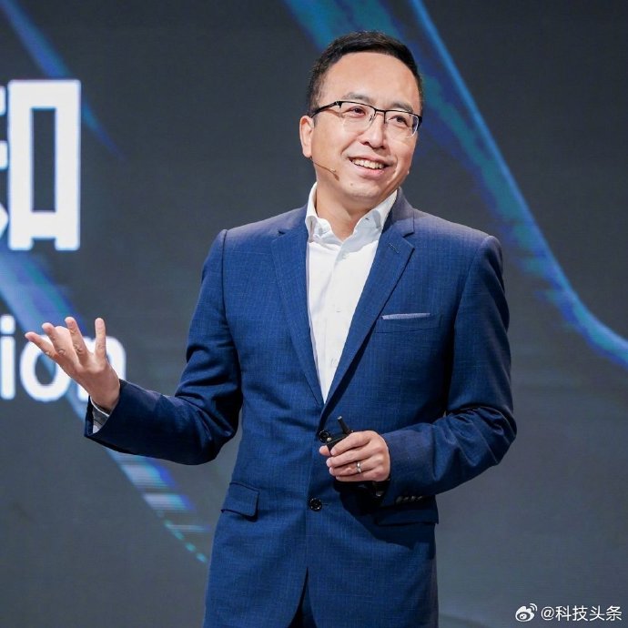 荣耀前CEO赵明联手印奇加盟千里科技，共谋AI与智能汽车新蓝图