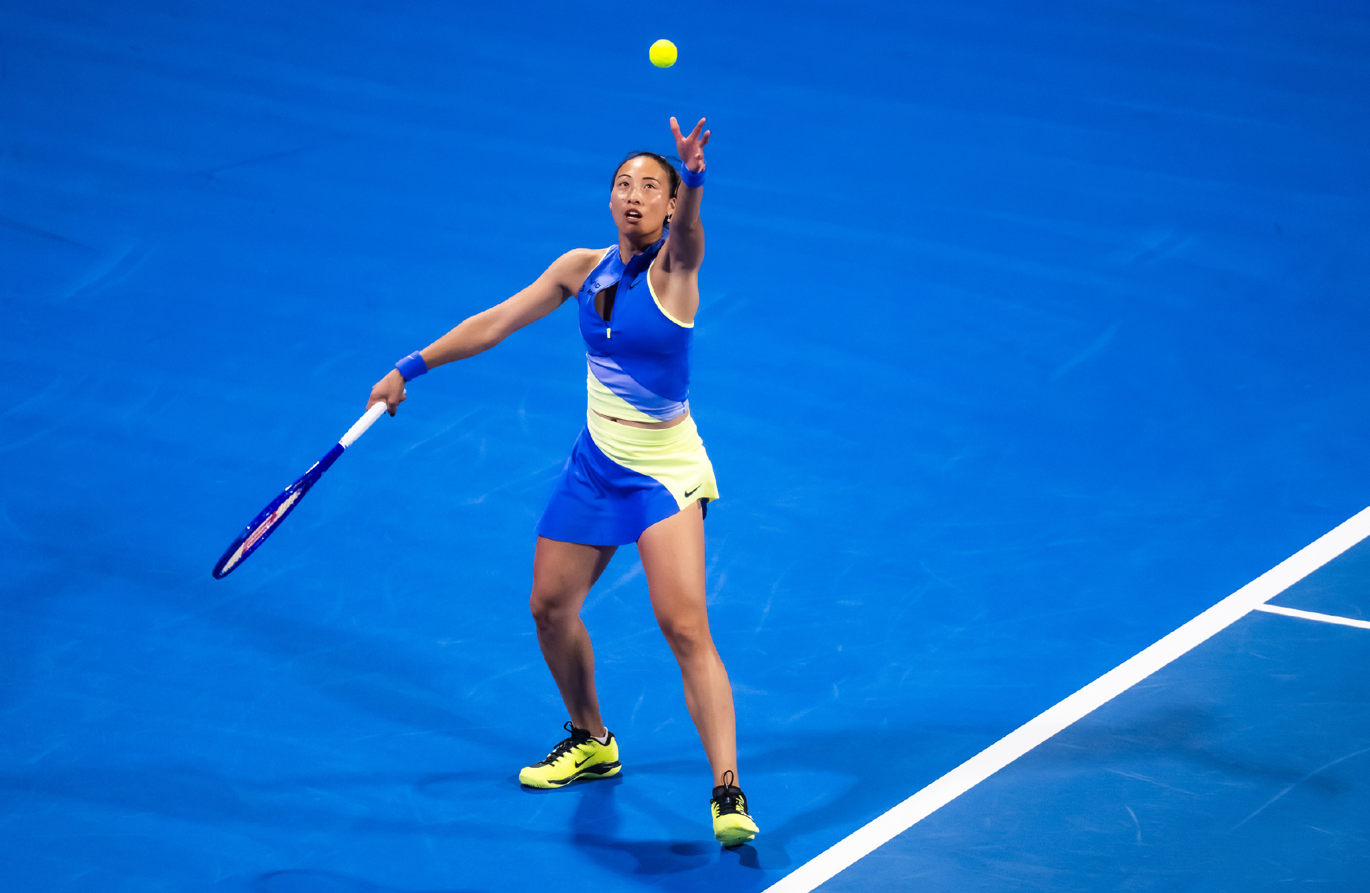 连续经历三盘大战!郑钦文遭逆转惜败莱巴金娜,无缘多哈站八强