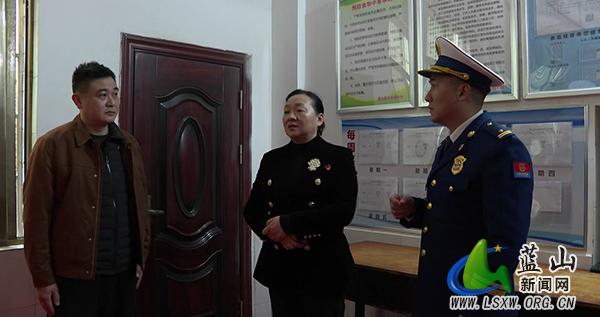 蓝山：邓群到城区调研安全生产工作