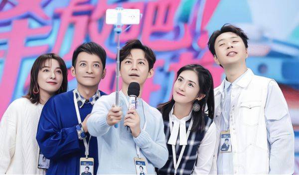 快乐家族解散后,湖南卫视推出2个“天团”辅佐何炅,后备力量强