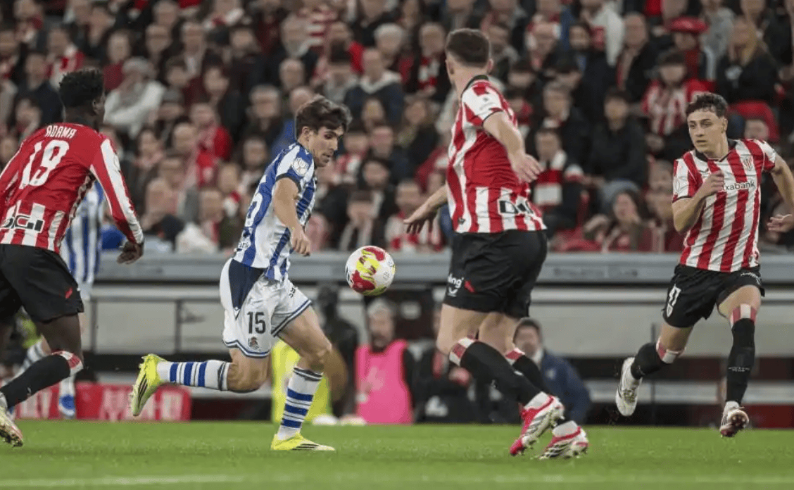 国王杯半决赛:皇家社会征服客场,巴萨将对决马竞,皇马早早出局_毕尔巴鄂竞技_比赛_瓦伦西亚